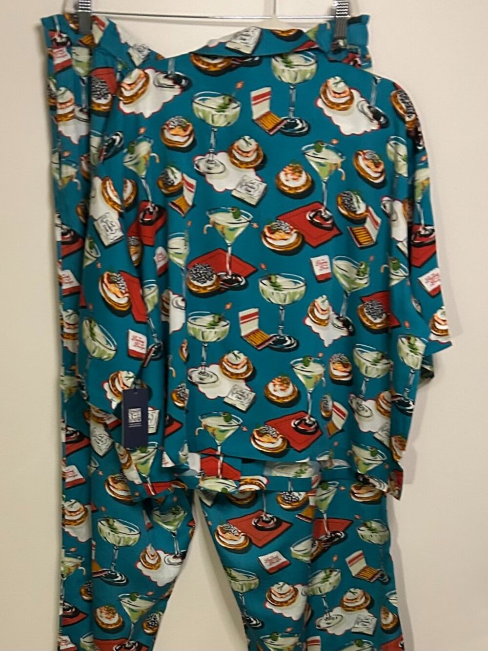 NWT: Printfresh Blinis & Martinis - Eco Satin Hepburn Set - Size 2X - Picture 5 of 5